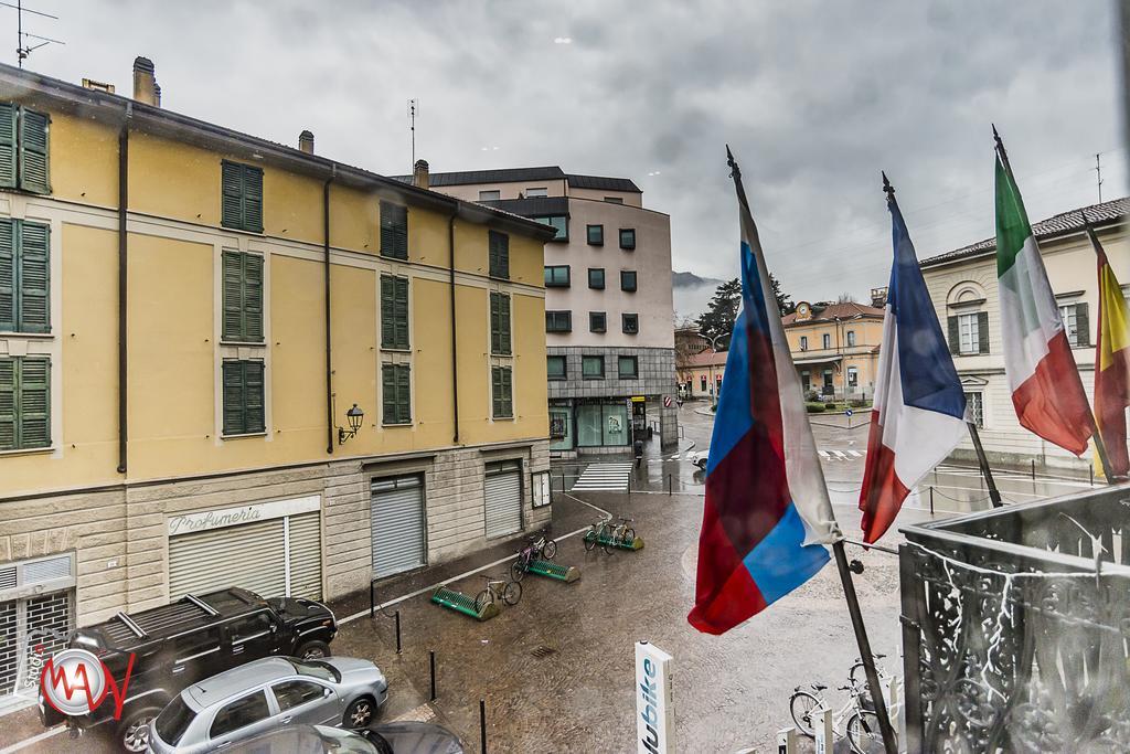 Hotel Moderno Lecco Exterior foto